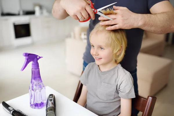 Preschooler Boy Gets Haircut Home Quarantine Father Cuts His Son — Stock Photo, Image