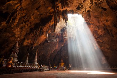 Khao Luang Albümdeki Buda mağara, Tayland
