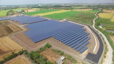 güneş pili çiftlik