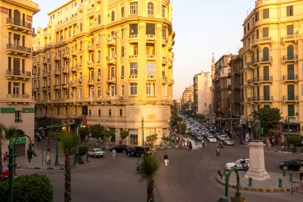 Famous Talaat Harb Square in downtown Egypt — Stock Photo, Image