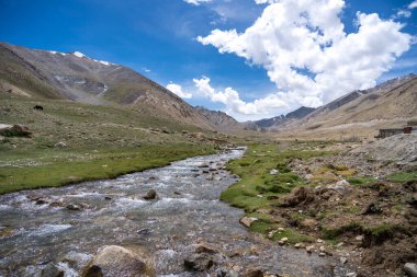 Leh, Hindistan kuzeyinde Ladakh peyzaj