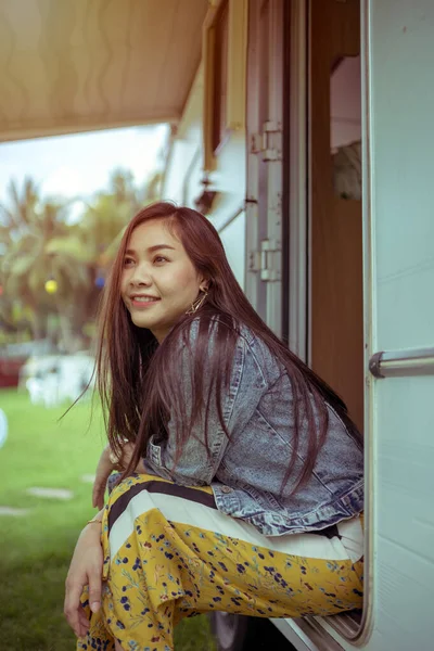 Beautiful Young Asian Woman Camper Van Summer Day — Stock Photo, Image