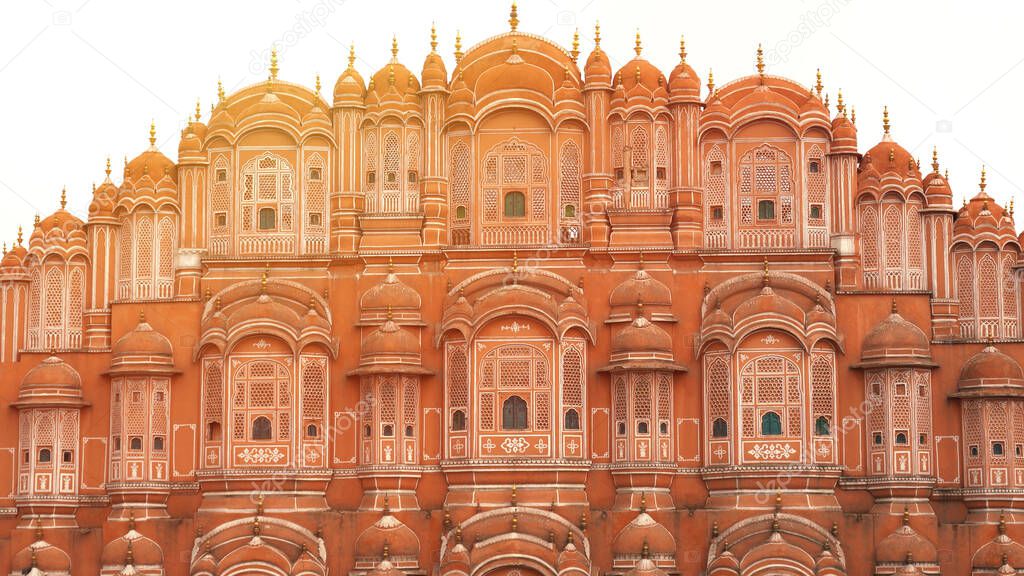 Hawa Mahal palace or Palace of the Winds in Jaipur city, Rajasthan, India.
