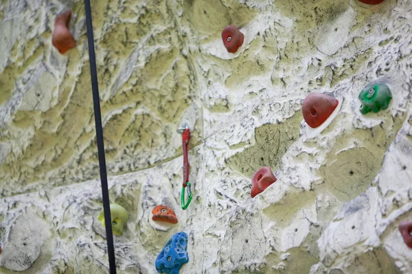 Close up of a bouldering wall for climbing — Stock Photo, Image