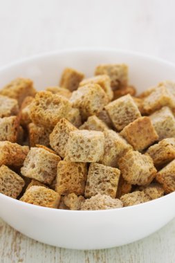 Beyaz kase kuru ekmek 