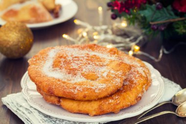 Portekizli Noel kurabiyeleri Filhoses