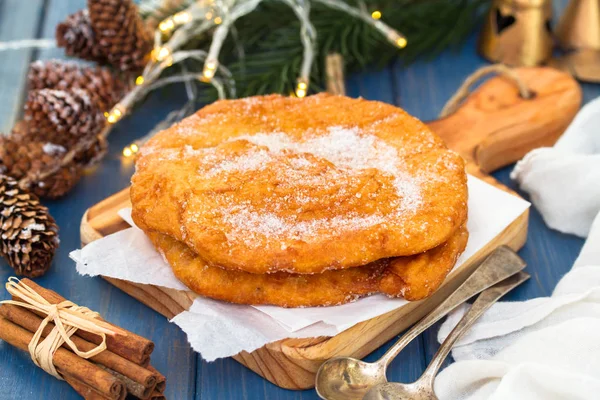 Portekizli Noel kurabiyeleri Filhoses