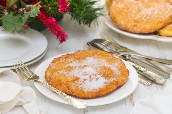 Tipik Portekiz kurabiyeleri Filhos