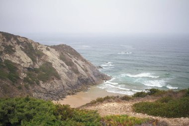 kayalar, Algarve, Portekiz ile plaj görüntüleyin