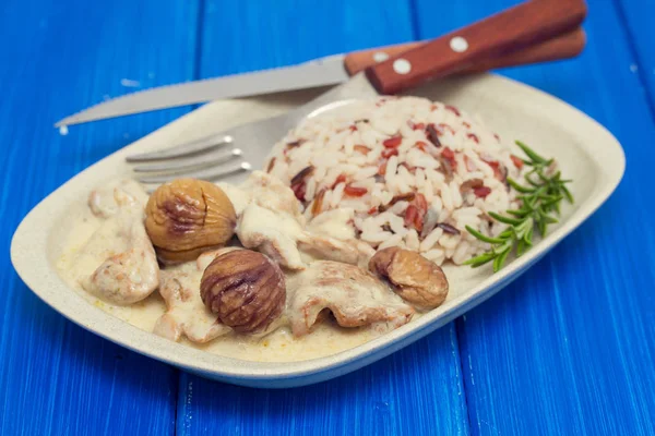 kestane ve tabak haşlanmış pirinç ile Türkiye