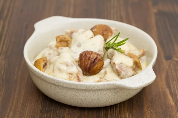 kestane ve tabak haşlanmış pirinç ile Türkiye