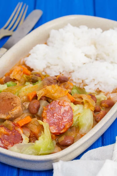 tipik Portekizce çanak feijoada