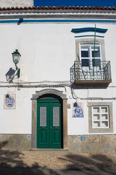 セントの建物 Mourao, ポルトガル - 2017 年 11 月 19 日: ホワイト — ストック写真