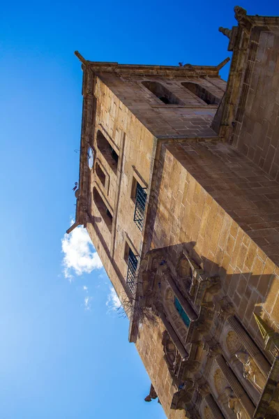 Iglesia principal de Torre de Moncorvo, Portugal — Foto de Stock