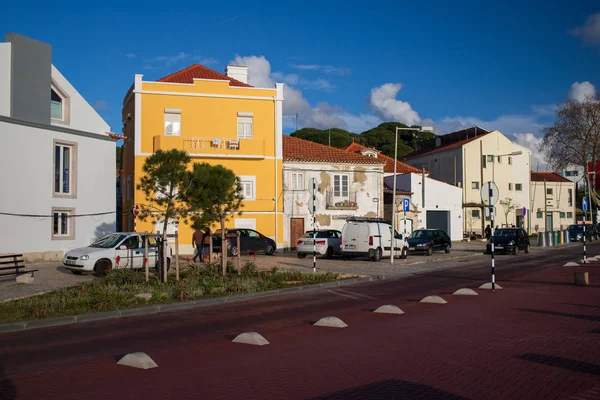 ポルトガルセクシャル- 2020年1月26日建物と道路上のビュー — ストック写真