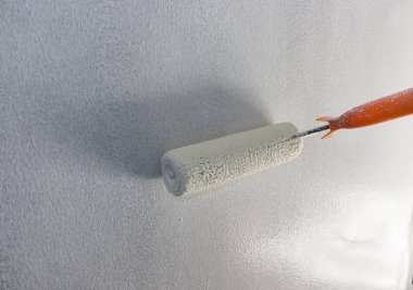 Paster duvar üzerinde beyaz renk panting 