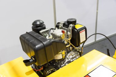 Motoru walker inşaat silindir için