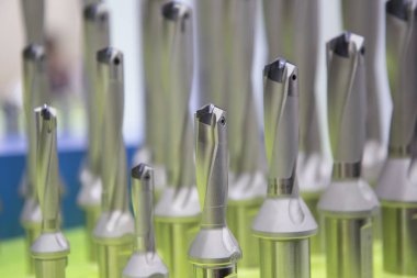 İşlem işleme için bir araç kesme