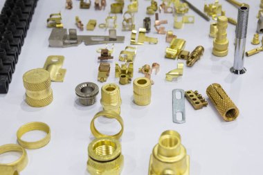 Elektrik bağlantı metal parçalar 