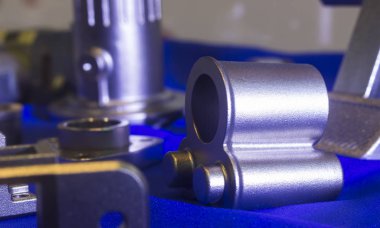 kayıp balmumu süreci tarafından üretilen metal parçası