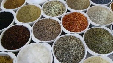 birçok tür baharat