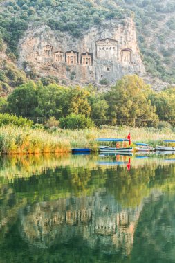 kaunian скельні гробниці від dalyan, місті ortaca, Туреччина