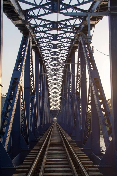 eski tren yolu köprü vintage