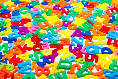 yakından atış mıknatıslı harfler