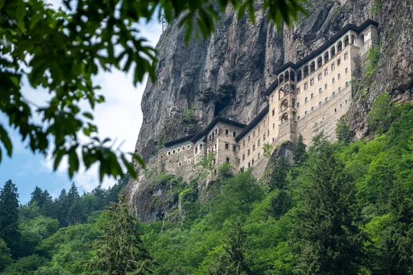 Türkiye 'nin Trabzon kentindeki Sumela manastırı