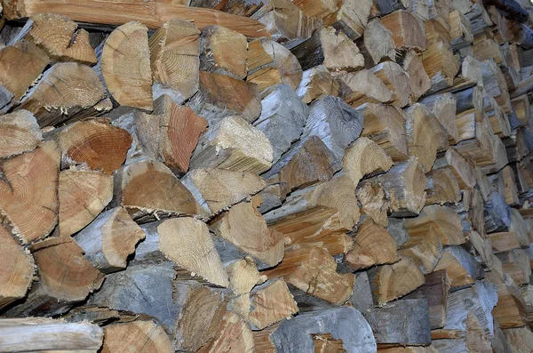 Mountain woodshed in winter — Stock Photo, Image