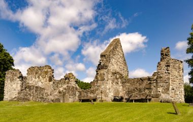 Rya kilise kalıntısı