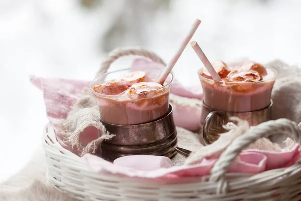 Chocolate com marshmallows torrados — Fotografia de Stock