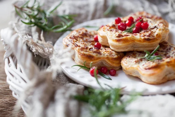 Ren geyiği etli lezzetli börek — Stok fotoğraf