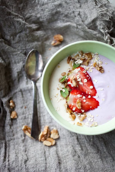 Lekkere Smoothie in kom — Stockfoto