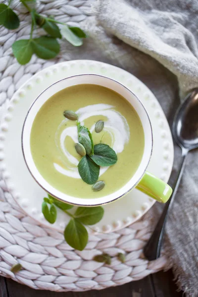 녹색 완두콩 수프 — 스톡 사진