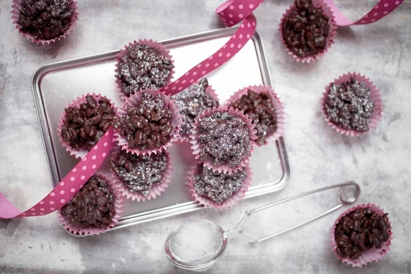 Rice crispies med mjölkchoklad — Stockfoto