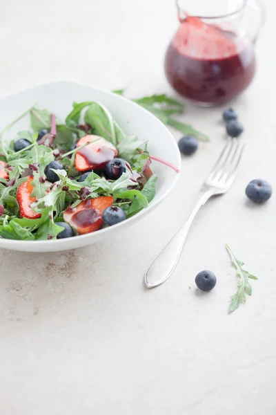 Taze yaz salatası — Stok fotoğraf