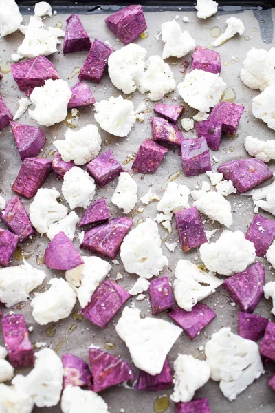 Біла Цвітна Капуста Фіолетова Солодка Картопля — стокове фото