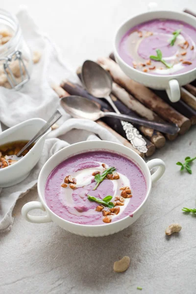 White Cauliflower Purple Sweet Potato Soup Table — Stock Photo, Image