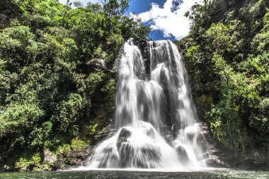 Güzel bir şelale Güneydoğu Brezilya
