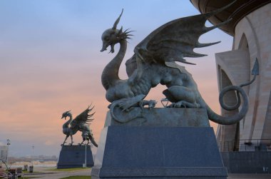 Kazan, Rusya - 25 Ekim 2016: Heykel Dragon Zilant - symb