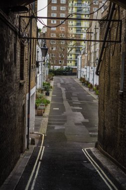 binalar düşük katlı binalar sokakları dar geçit,