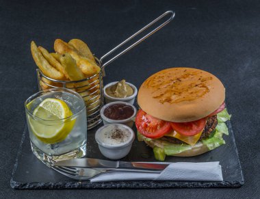 alev ızgara stack çift çizburger, marul, domates, t