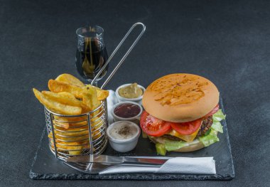 alev ızgara stack çift çizburger, marul, domates, t