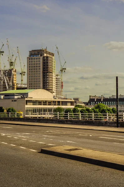 Лондон панорама міста, вид з мосту над р — стокове фото