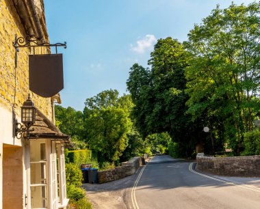 Eski İngiliz kasabası ve güzel tarihi binalar, eski street, h
