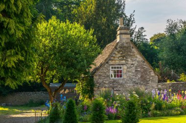 Eski İngiliz kasabası ve güzel tarihi binalar, eski street, h