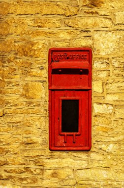 Duvardaki eski kırmızı mektup, geleneksel yol-in teslim etmek izin