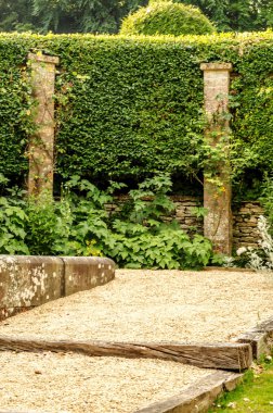Antika stili, kaideleri üzerinde taş süslemeler güzel park,