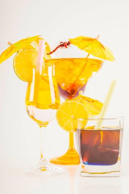 Renkli kokteyl Akrep, renkli şemsiye, IC ile dekore edilmiş